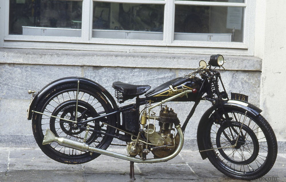 Galloni-1930-175cc-SCO.jpg