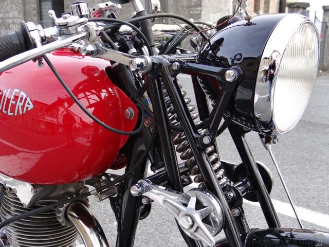 Gilera-1949-500cc-Sanremo-MPf-Headlight.jpg