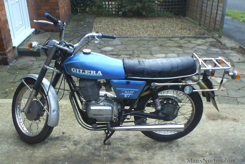 Gilera-1975-RS125-5V-1.jpg