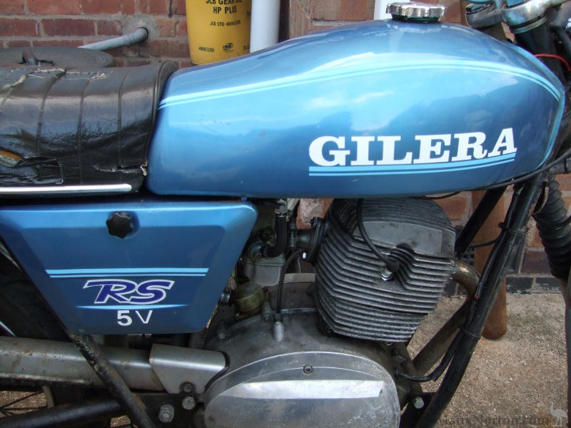 Gilera-1975-RS125-5V-3.jpg