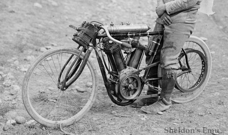 Griffon-1906-Vtwin-BNF.jpg
