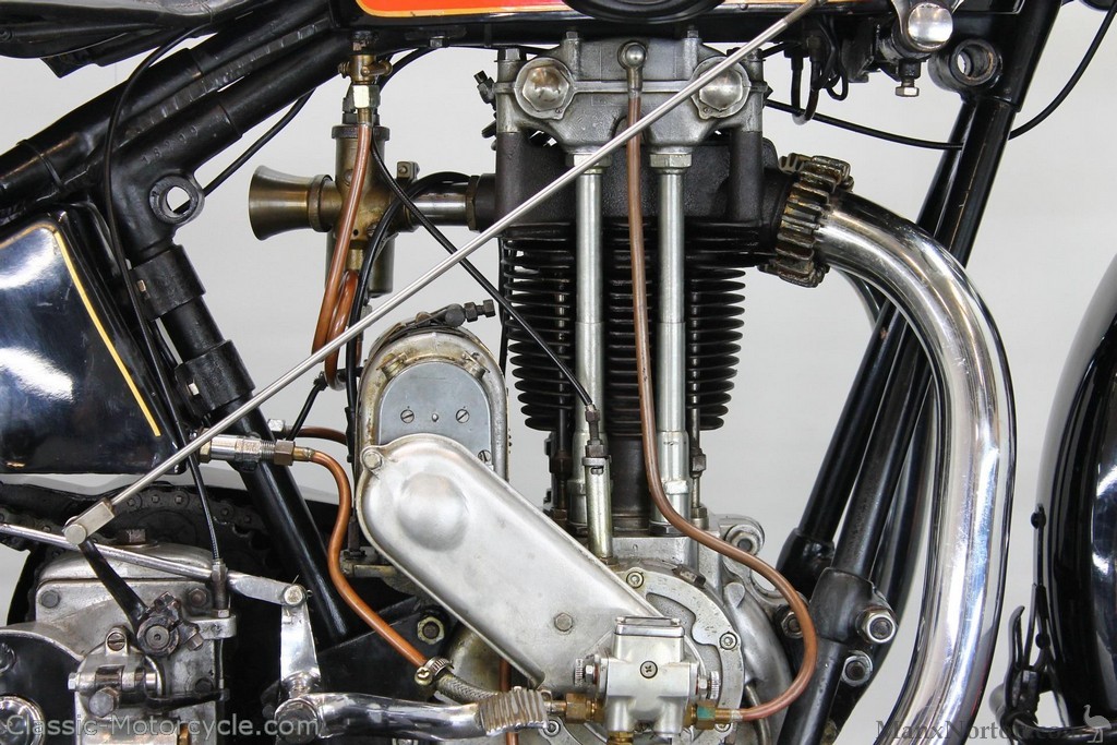Imperia-1929-500cc-Model-H-CMAT-04.jpg