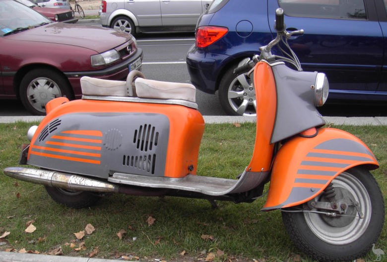 IWL-scooter-orange-grey.jpg