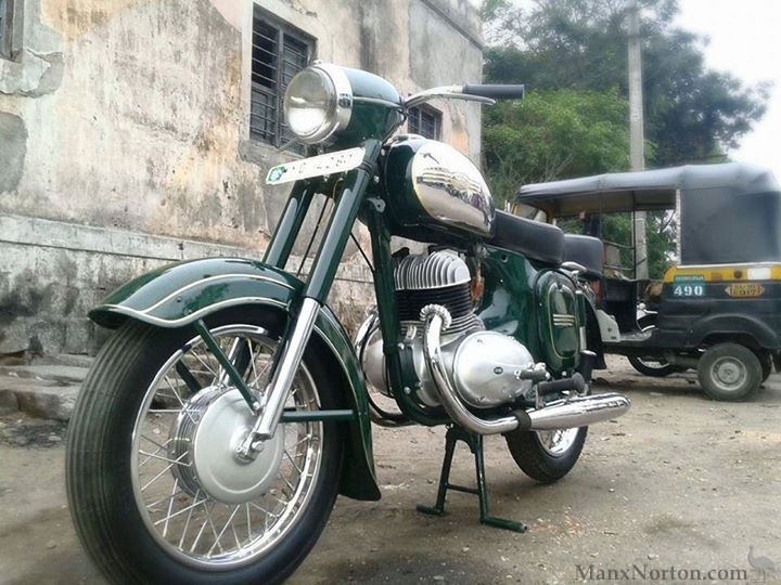Jawa-1966-350cc-Bangalore-2.jpg