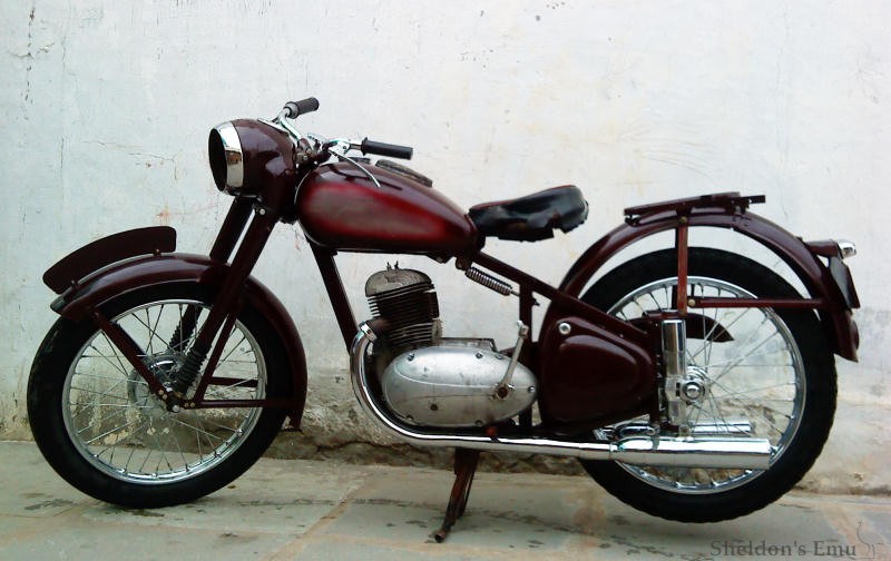 Jawa-1946-350cc.jpg