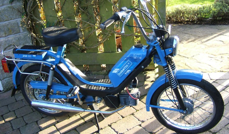 Jawa-1991-Babetta-moped.jpg