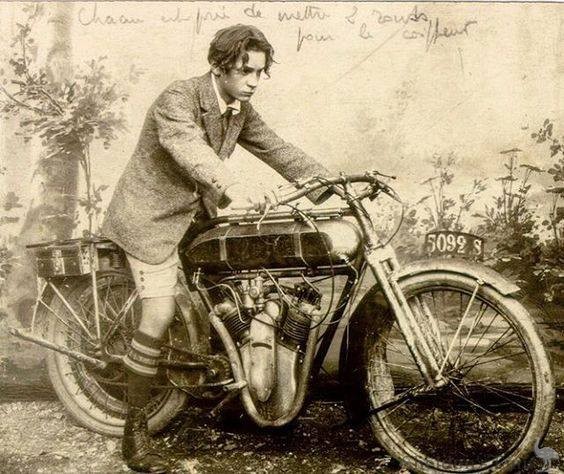 Koehler-Escoffier-1914-Mandoline-500cc-Jules.jpg