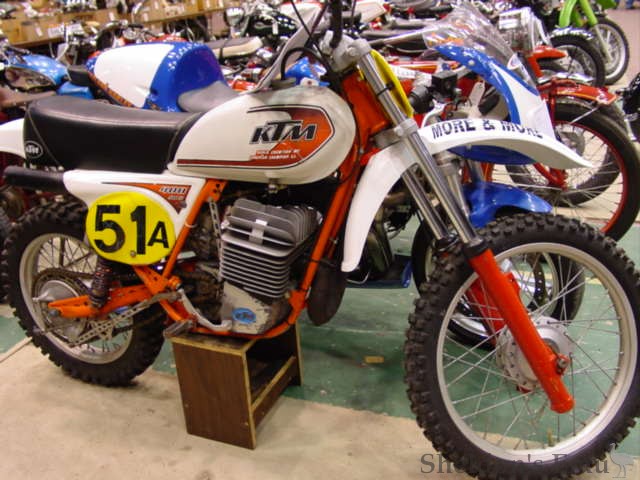 KTM-1977-400-MC5.jpg
