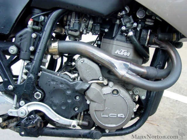 KTM-1999-Duke-6.jpg