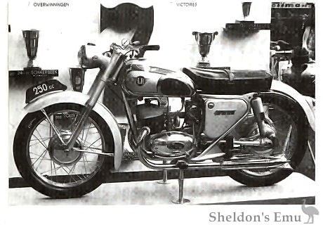 Lion-Rapide-1952-250cc-JLO-Twin.jpg