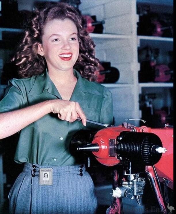 Low-1945-Norma-Jeane.jpg