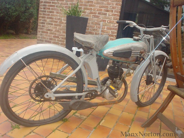 Magnat-Debon-1934-Moped-1.jpg