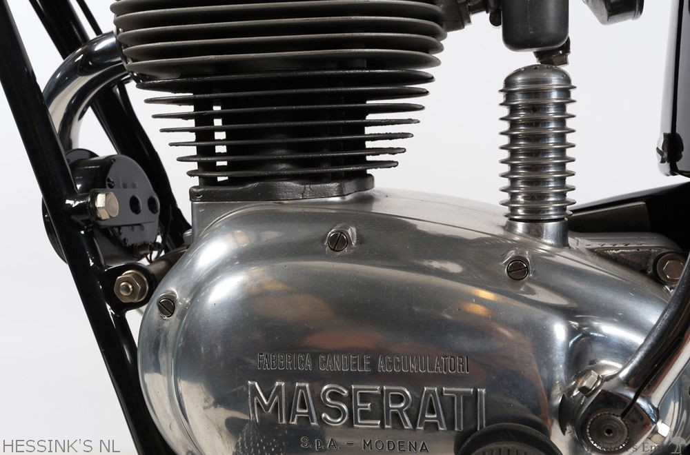 Maserati-1956-160cc-Turismo-Lusso-T4-Hsk-04.jpg