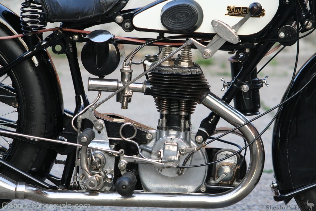 Matchless-1928-T3-500cc-Moma-03.jpg