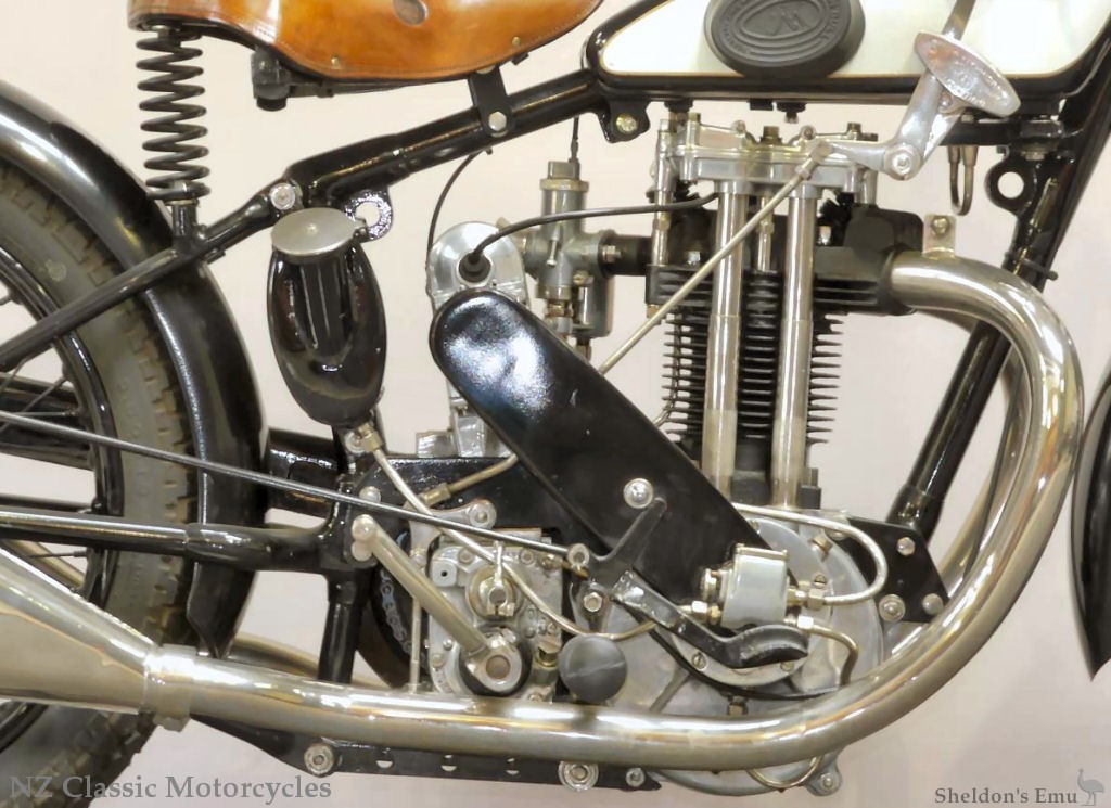 Matchless-1929-V2-495cc-OHV-NZM-03.jpg