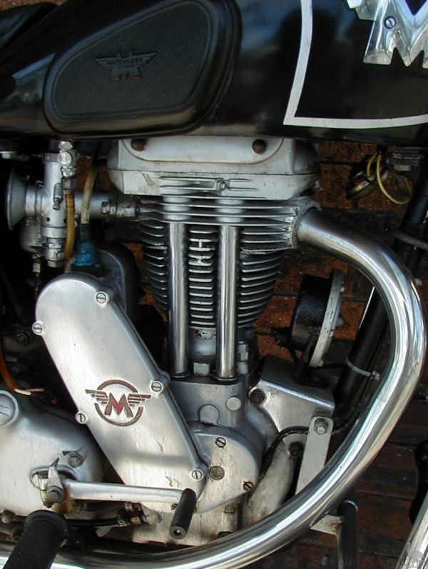 Matchless-1951-350-Engine-Detail.jpg