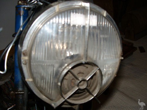 Minarelli-Mysterybike-headlight.jpg