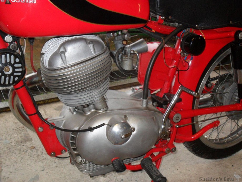 Moto-Morini-1956-175GT-Bretti-7.jpg