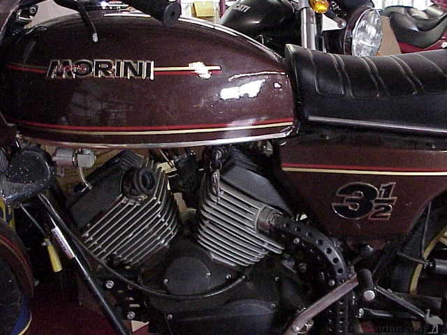 Moto-Morini-1980c-350-Vermont-1.jpg