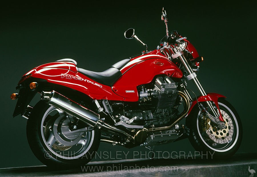 Moto-Guzzi-1997-V10-Centauro-PA.jpg