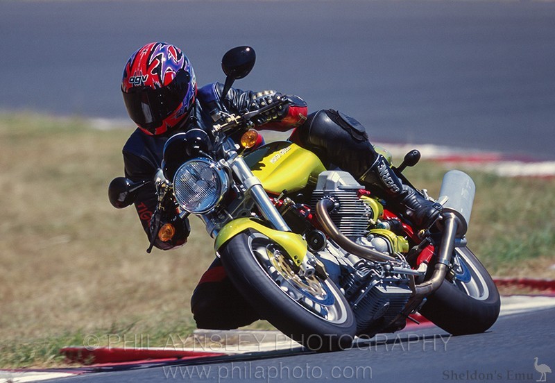 Moto-Guzzi-1999-V11-Sport-102.jpg