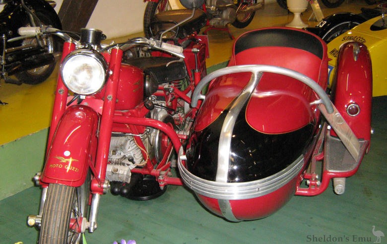 Moto-Guzzi-1950-Astore-Gespann.jpg