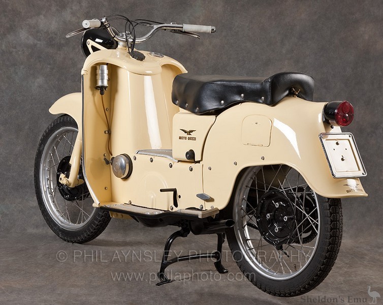 Moto-Guzzi-1952-Galletto-PA-005.jpg