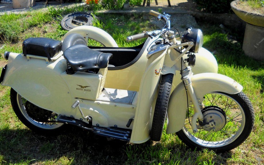 Moto-Guzzi-1954-Galletto-Bretti-3.jpg