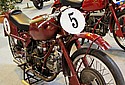 Moto-Guzzi-1951-500-Gambalunga-TBe.jpg