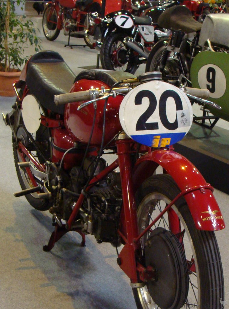 Moto-Guzzi-1952-250-Gambalunghino-TBe.jpg