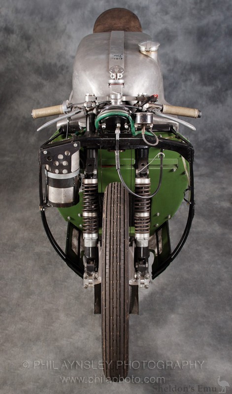 Moto-Guzzi-1957-V8-500GP-PA-26.jpg