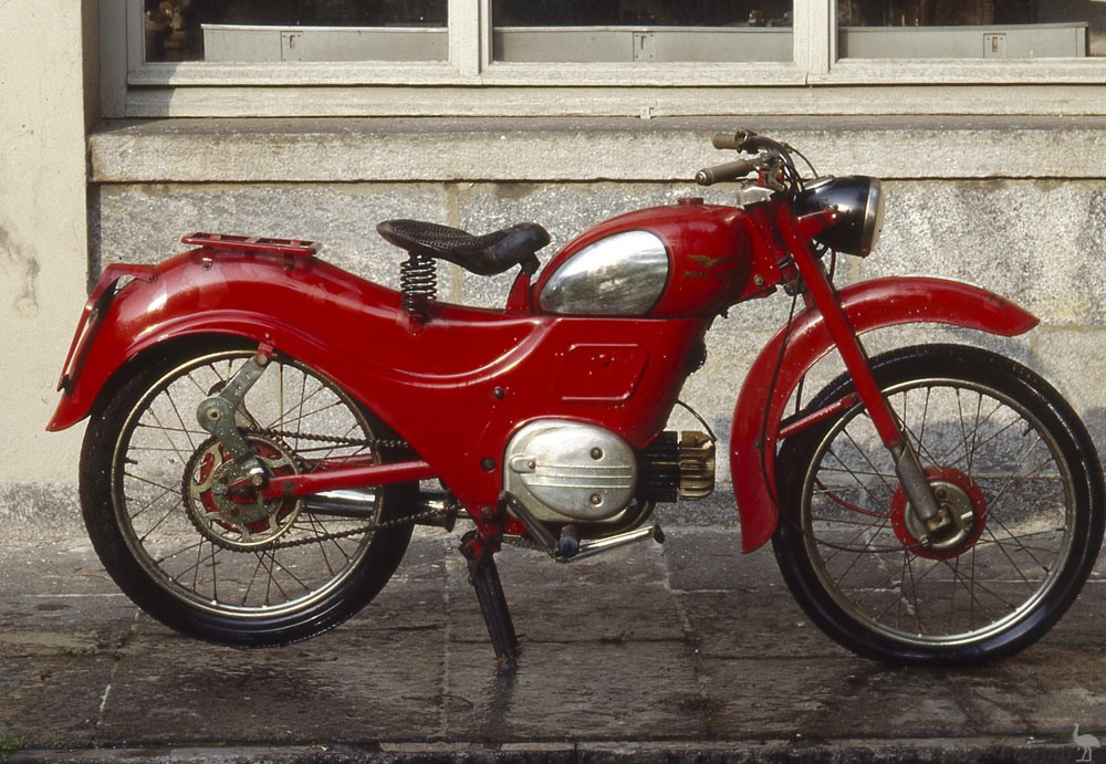 Moto-Guzzi-1954-Zigolo-SCO.jpg