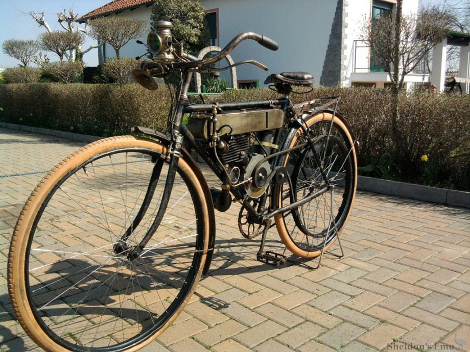 Motosacoche-1904-Type-A-Bretti-1.jpg
