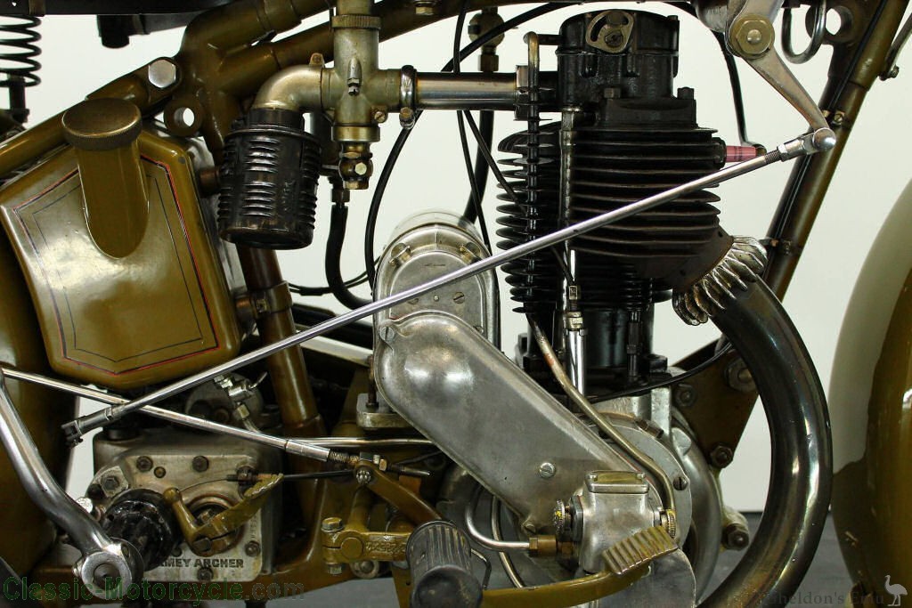 Motosacoche-1929-600cc-CMAT-10.jpg