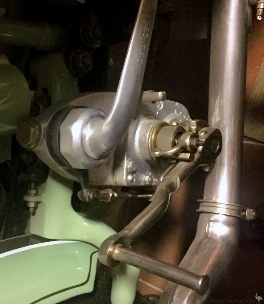 Motosacoche-1929-250cc-Gearbox.jpg