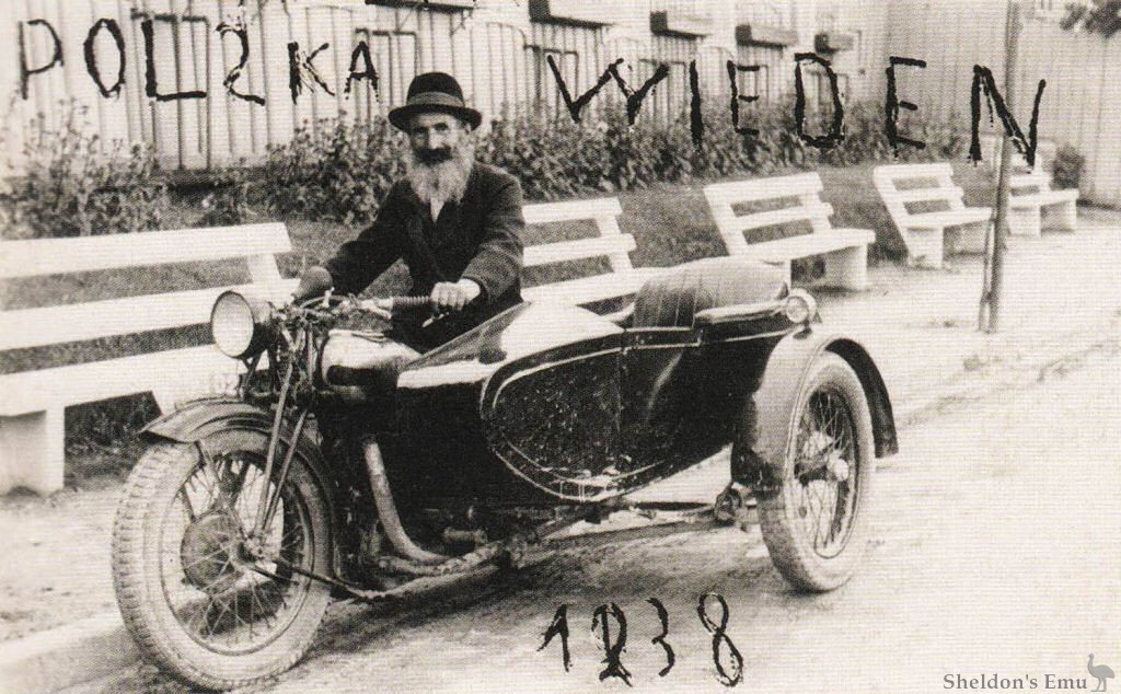 Hasidic-Jew-Poland-1938.jpg