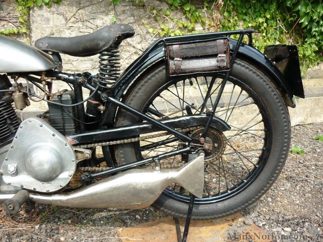 New-Imperial-1933-250cc-4656-06.jpg