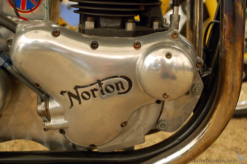 Norton-Classic-Racer-Jaws-2b.jpg