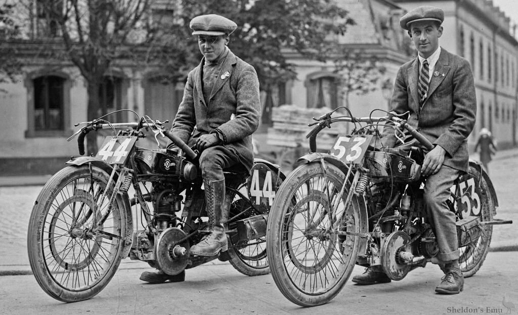 OK-1922-Junior-250cc-Strasbourg-GP-IBra.jpg