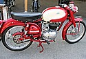 Parilla-1955-175cc-Lusso-Red-MPA.jpg