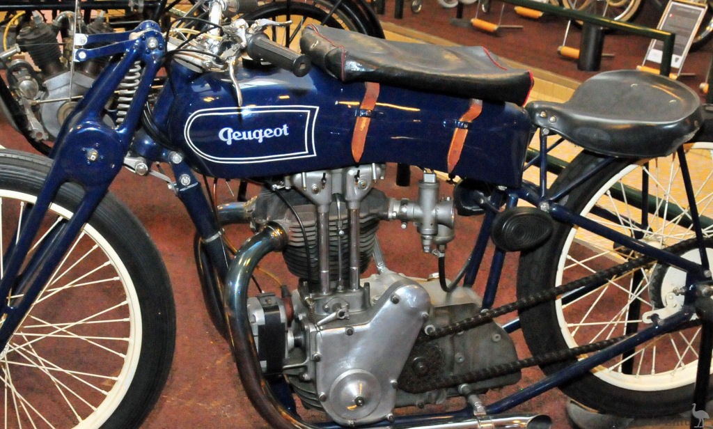 Peugeot-1934-P515-500cc-MRi-02.jpg
