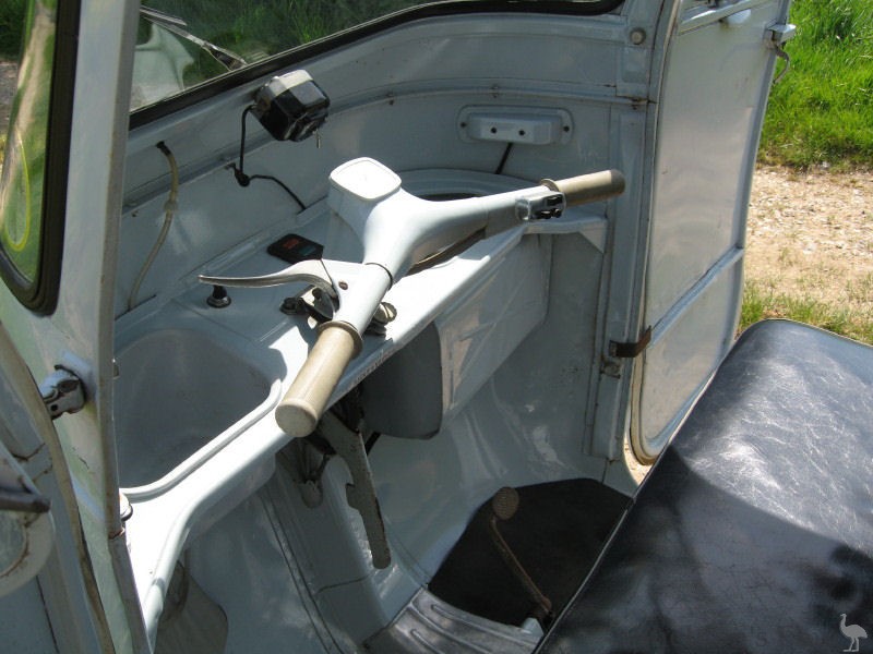 Piaggio-1964-Ape-AC4T-AT-75.jpg