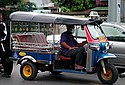 Piaggio-Ape-Tuktuk.jpg
