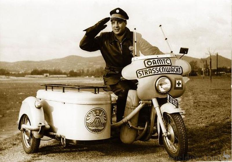 Puch-1960s-OAMTC-Strassenwacht.jpg
