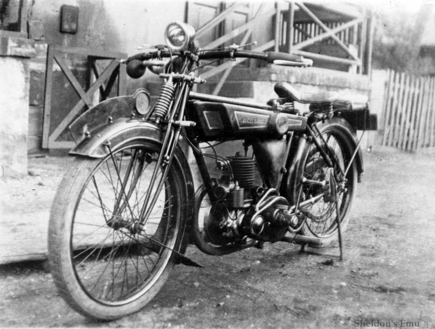 Royal-Enfield-1926-FHu.jpg
