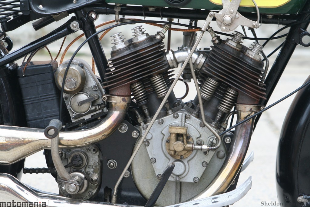 Royal-Enfield-1928-998cc-Motomania-2.jpg