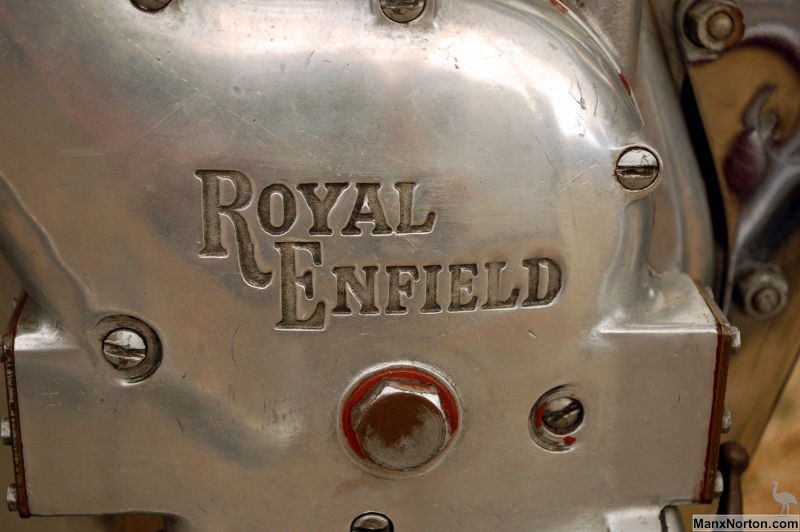 Royal-Enfield-Jaws-3.jpg