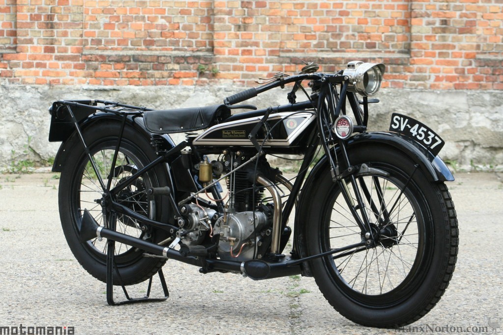 Rudge-1925-500cc-4v-Moma-01.jpg