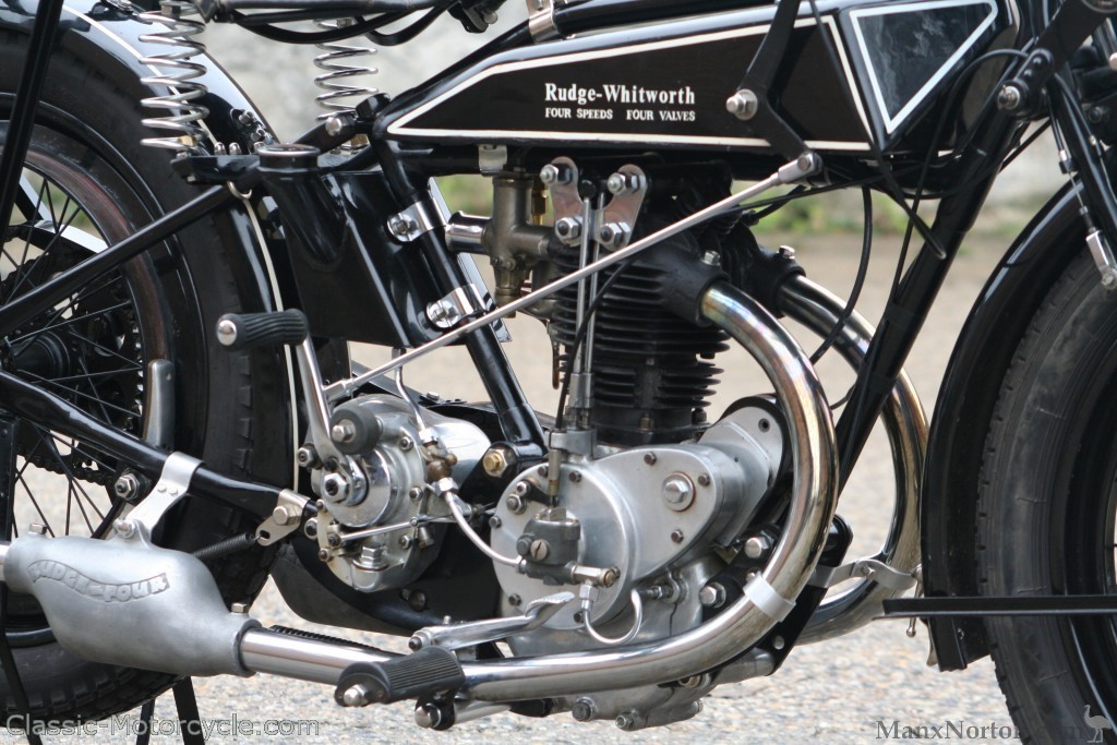 Rudge-1927-Special-500cc-Moma-03.jpg