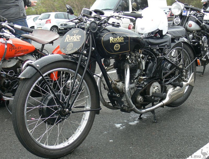 Rudge-1933-TT-Replica.jpg